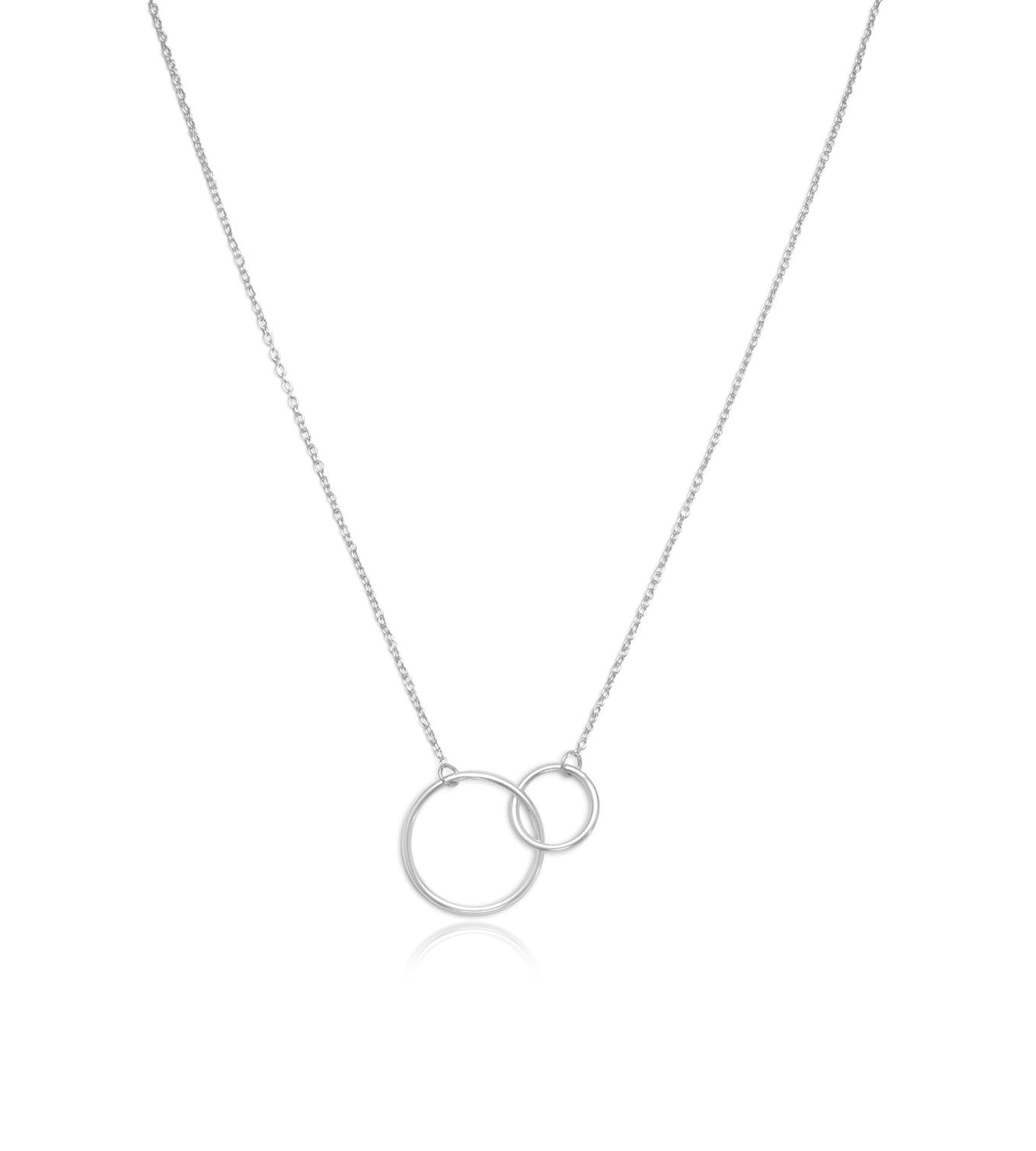 Sterling Silver Circle Link Necklace in Rhodium Plating