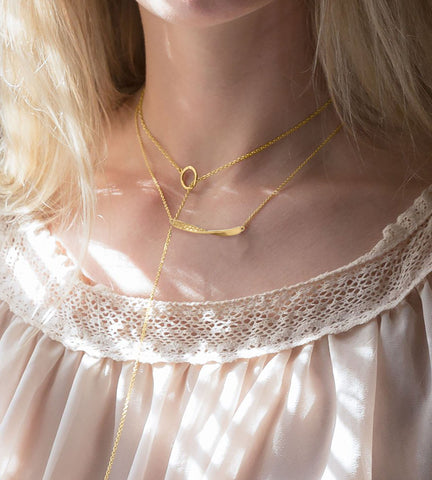 Wavy Bar Necklace