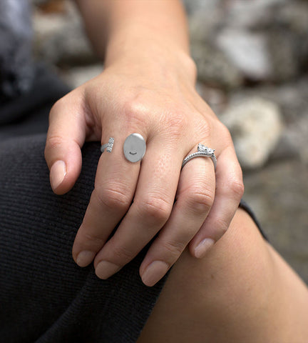 Engravable Oval Disc Wrap Ring with CZ Bar